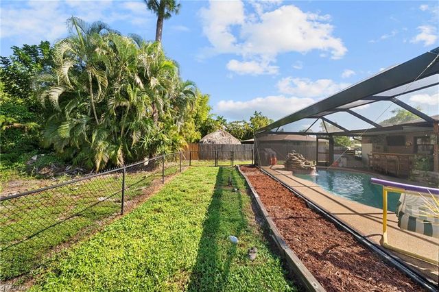 19016 Murcott DR E, Fort Myers, FL 33967
