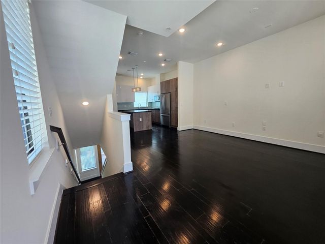 2401 Crawford Street C2A, Houston, TX 77004