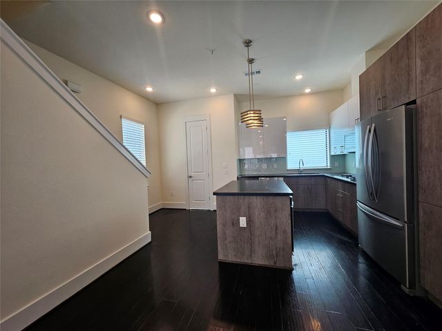 2401 Crawford Street C2A, Houston, TX 77004