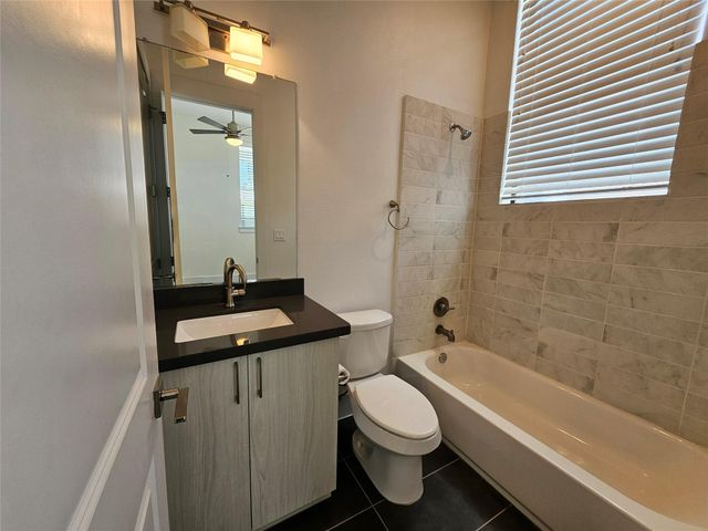 2401 Crawford Street C2A, Houston, TX 77004