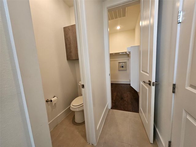 2401 Crawford Street C2A, Houston, TX 77004