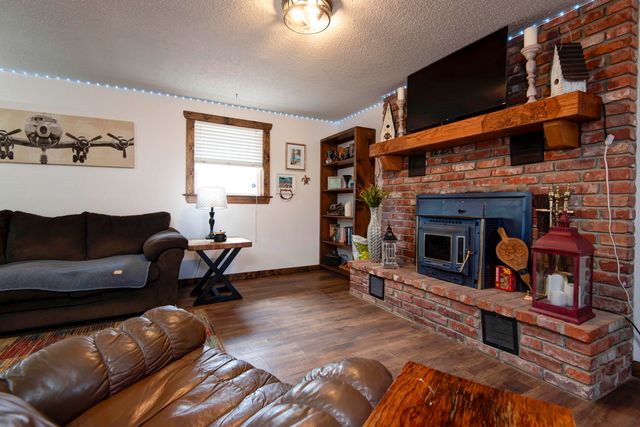 1711 W Whiteside Street, Springfield, MO 65807