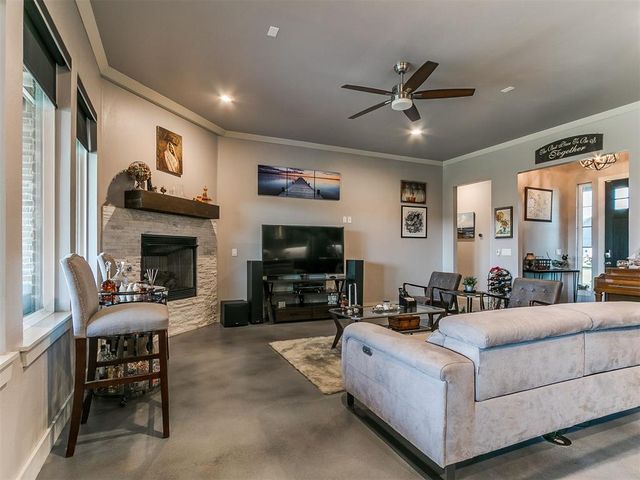 604 Maple Hill Road, Norman, OK 73069