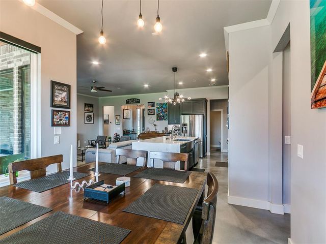 604 Maple Hill Road, Norman, OK 73069