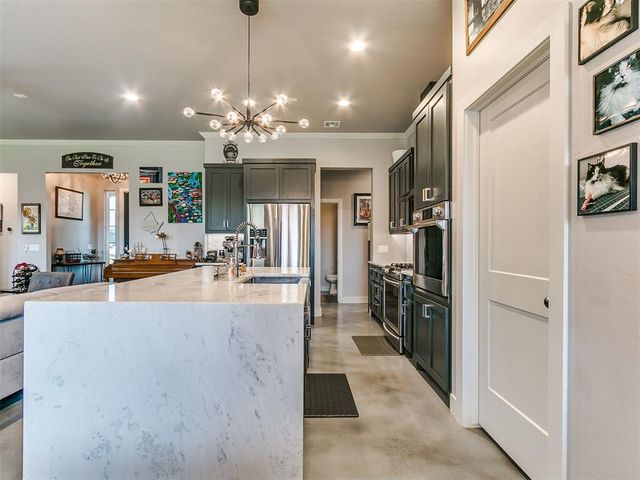 604 Maple Hill Road, Norman, OK 73069