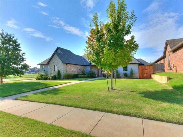 604 Maple Hill Road, Norman, OK 73069