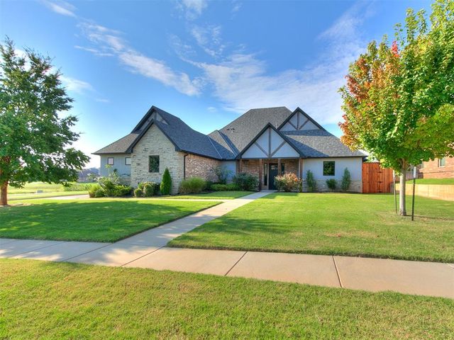 604 Maple Hill Road, Norman, OK 73069