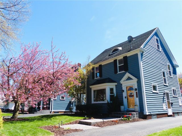 21 Elmcroft Road, Rochester, NY 14609