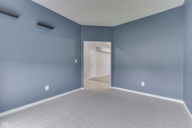202 Longleaf Lane, Greenfield, IN 46140