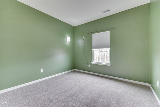 202 Longleaf Lane, Greenfield, IN 46140
