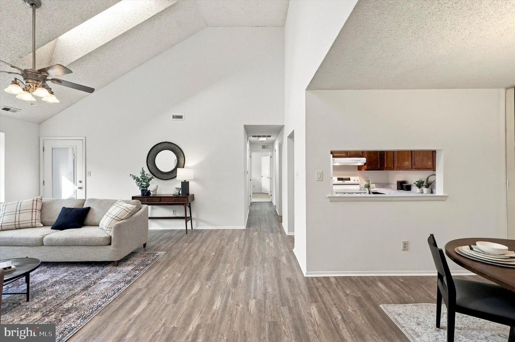 4613-C ABERDEEN DR, MOUNT LAUREL, NJ 08054 — photo 4