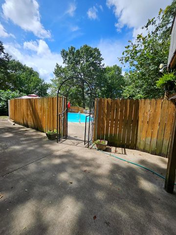 6333 S State Highway 125, Rogersville, MO 65742