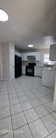 11570 CABALLO LAKE Drive, El Paso, TX 79936