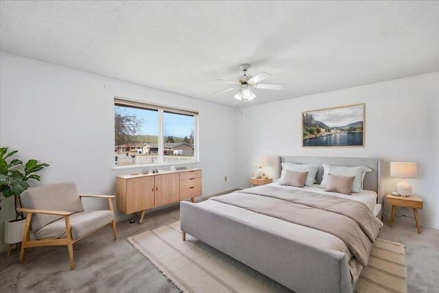 2912 S University Rd, Spokane, WA 99206