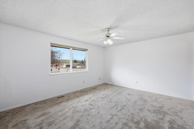 2912 S University Rd, Spokane, WA 99206