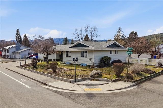 2912 S University Rd, Spokane, WA 99206