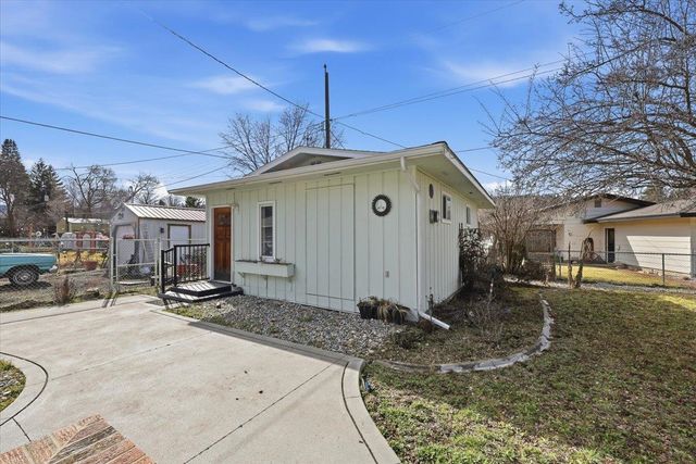 2912 S University Rd, Spokane, WA 99206