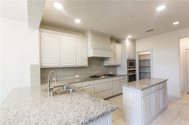 420 Texas Drive, Plano, TX 75075