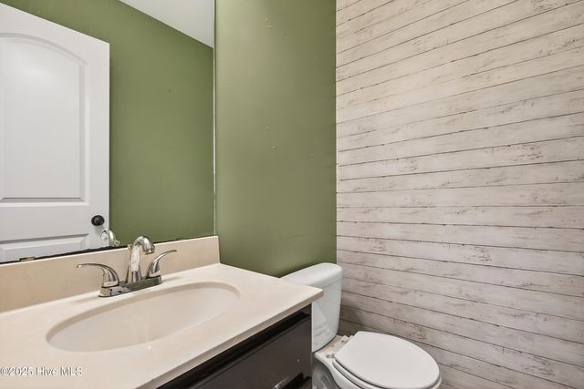 513 Maggies Court, Jacksonville, NC 28540