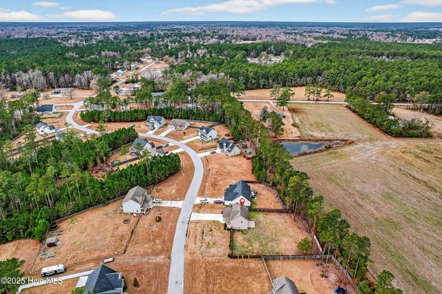 513 Maggies Court, Jacksonville, NC 28540