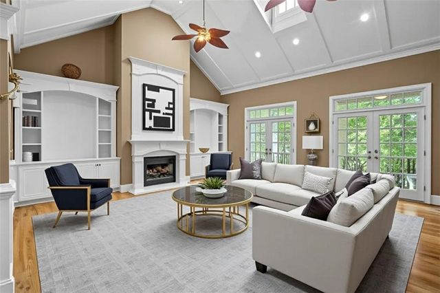 2068 Coolidge Way NW, Acworth, GA 30101