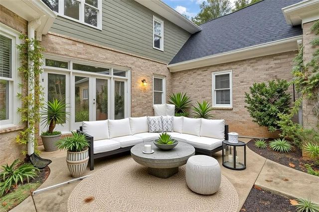 2068 Coolidge Way NW, Acworth, GA 30101