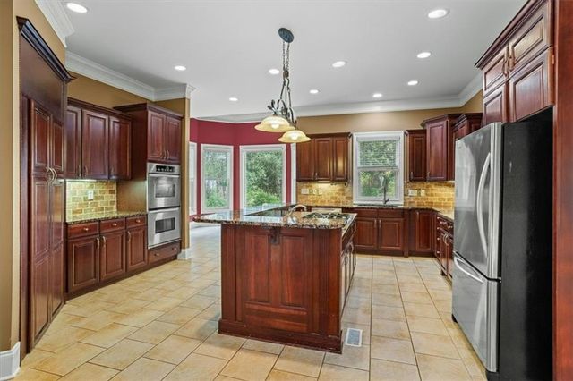 2068 Coolidge Way NW, Acworth, GA 30101