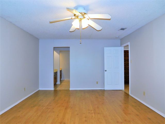 2716 Mill Pond Road, Denton, TX 76209