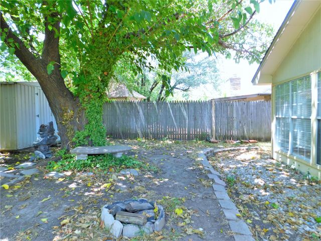 2716 Mill Pond Road, Denton, TX 76209