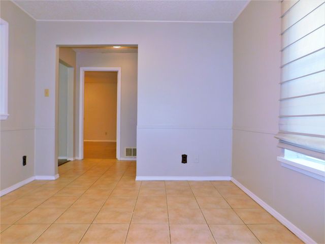 2716 Mill Pond Road, Denton, TX 76209