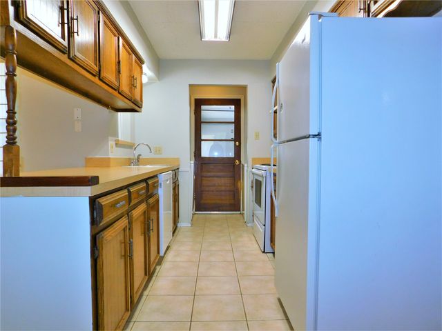 2716 Mill Pond Road, Denton, TX 76209