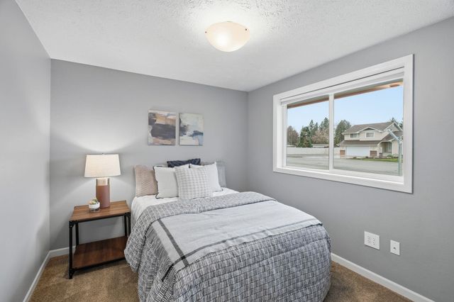 5723 S Ferrall St, Spokane, WA 99223