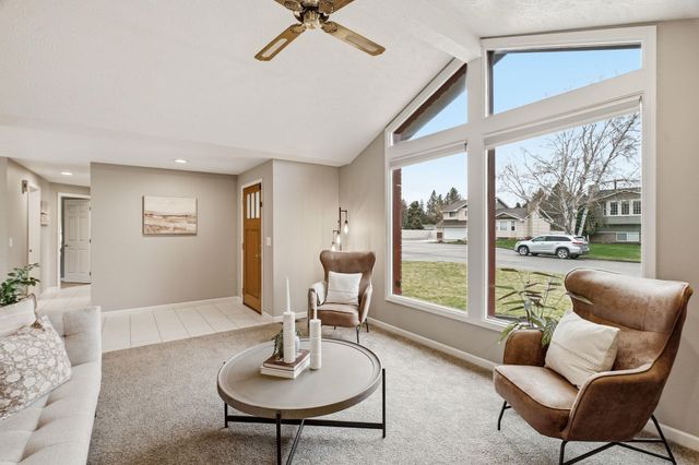 5723 S Ferrall St, Spokane, WA 99223