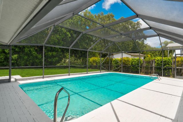 7715 SAINT ANDREWS Road, Lake Worth, FL 33467