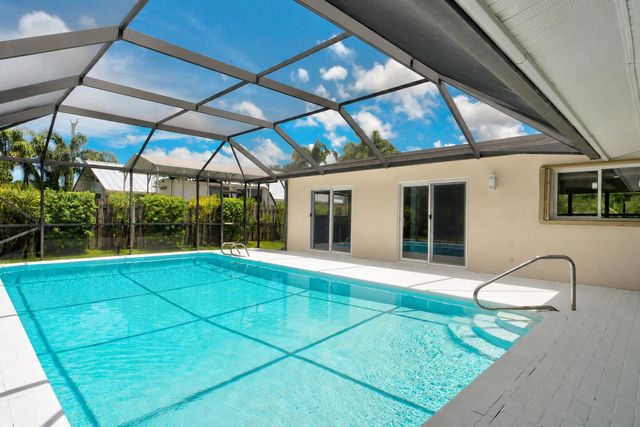 7715 SAINT ANDREWS Road, Lake Worth, FL 33467