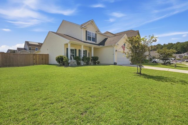 222 Weeping Cypress Drive, Moncks Corner, SC 29461