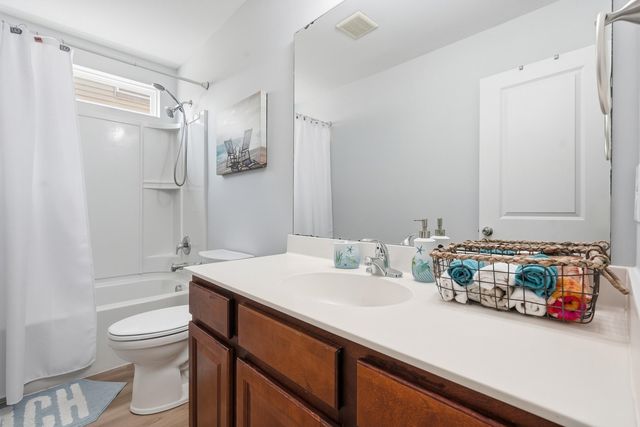 222 Weeping Cypress Drive, Moncks Corner, SC 29461