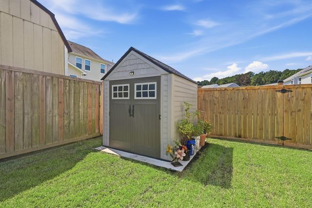 222 Weeping Cypress Drive, Moncks Corner, SC 29461