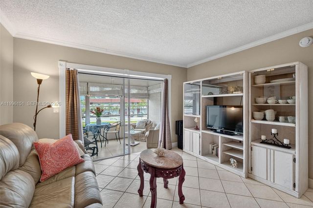 2991 NW 46th Avenue 210, Lauderdale Lakes, FL 33313
