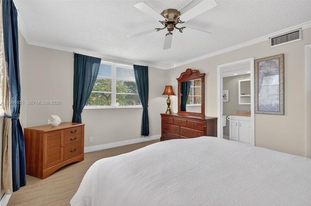 2991 NW 46th Avenue 210, Lauderdale Lakes, FL 33313