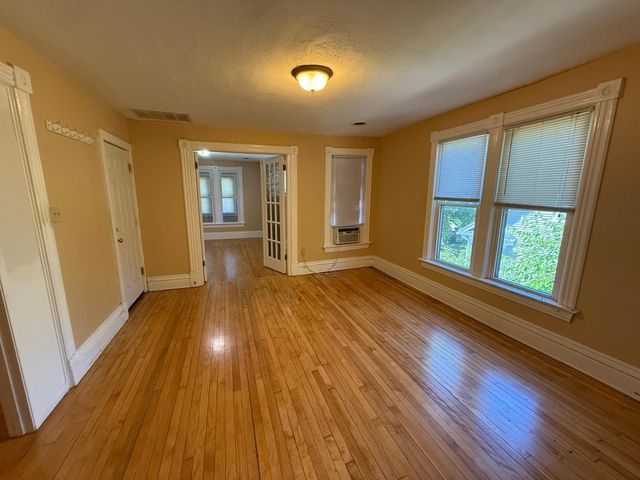1178 Jessie Street, Saint Paul, MN 55130