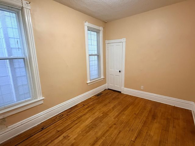 1178 Jessie Street, Saint Paul, MN 55130