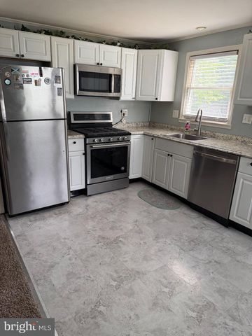1344 FORREST ST, Marcus Hook, PA 19061