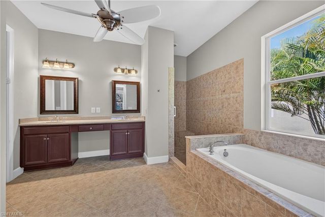 5672 Whispering Willow WAY, Fort Myers, FL 33908