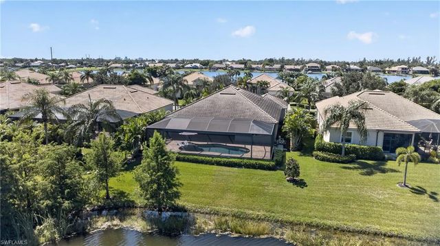 5672 Whispering Willow WAY, Fort Myers, FL 33908