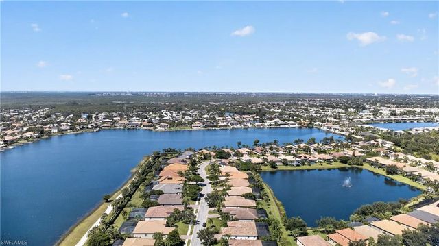 5672 Whispering Willow WAY, Fort Myers, FL 33908