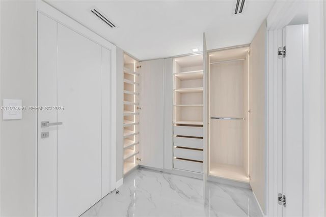 251 174th Street 1414, Sunny Isles Beach, FL 33160