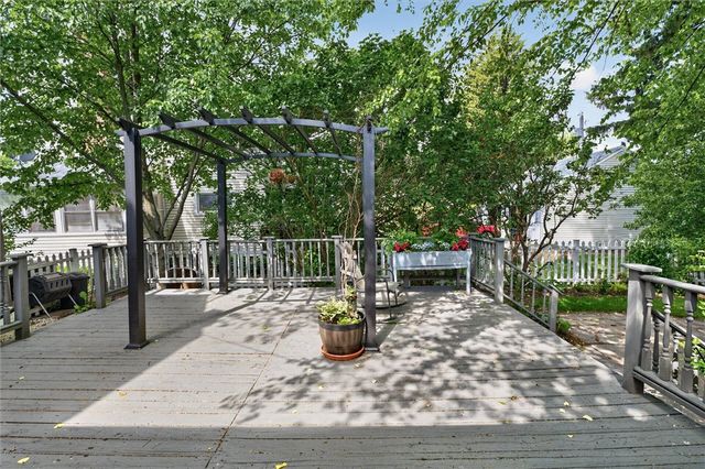 464 Harwick Road, Irondequoit, NY 14609