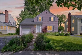 464 Harwick Road, Irondequoit, NY 14609
