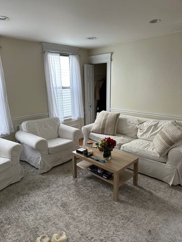 190 L St 3, Boston, MA 02127